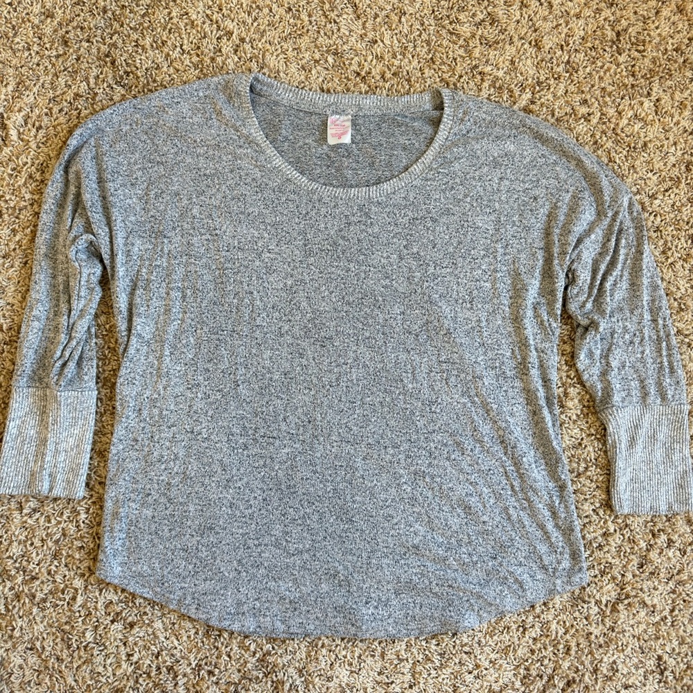No Boundaries stretchy, lightweight sweater s: XXL